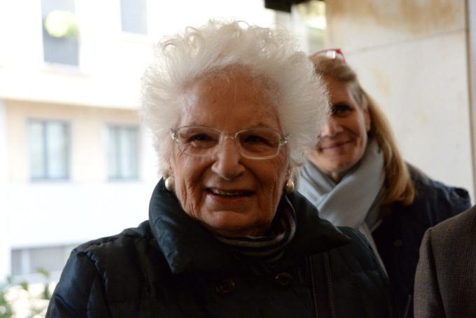 Offese alla senatrice Liliana Segre, denunciato un 37enne di Cesano Maderno