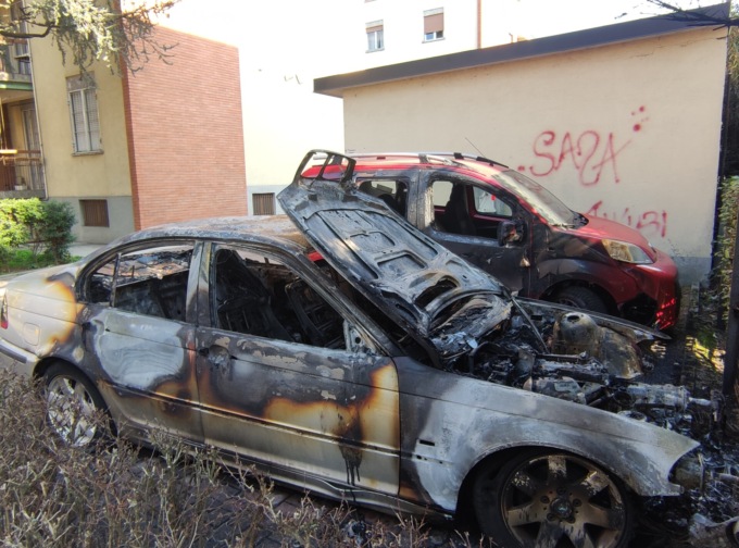 Concorezzo, ancora un incendio in un parcheggio di via don Girotti