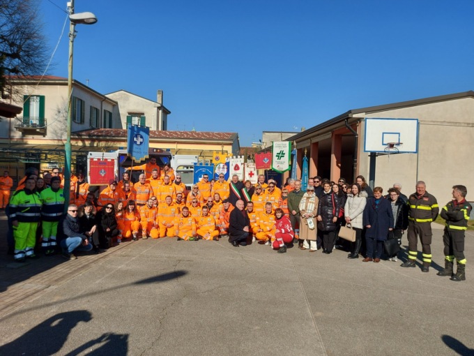 Un’ambulanza in memoria del “gigante buono”