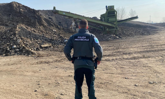 Continuava a lavorare nonostante i divieti: sequestrato l’impianto di Asfalti Brianza