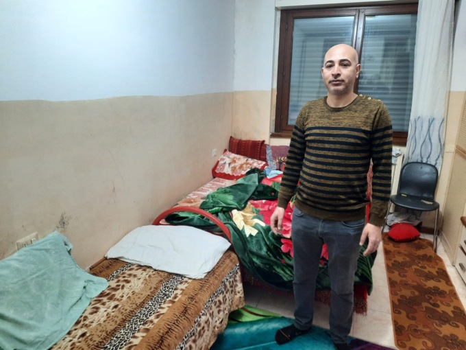 In sette in una casa comunale di due locali: “Aiutateci”