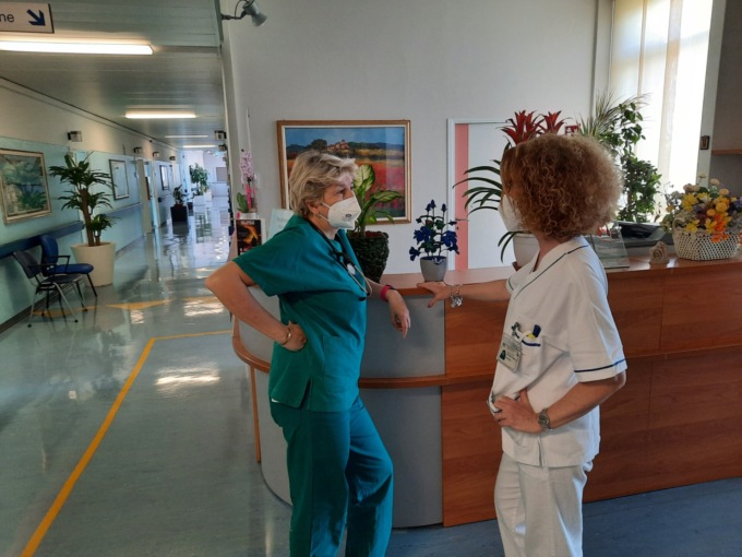 Una nuova tecnologia per prevenire la caduta dei capelli nelle pazienti oncologiche