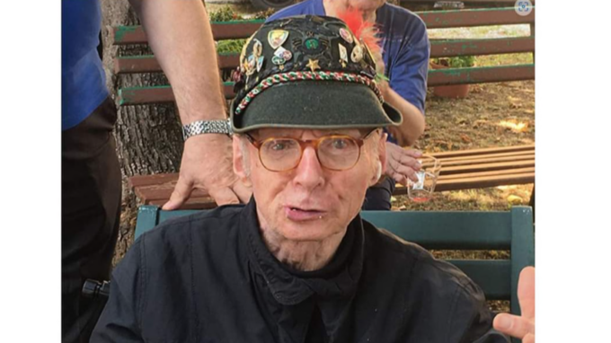 Addio a padre Enrico: il prete con la passione per la montagna