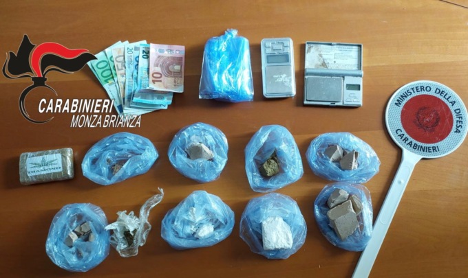 Traffico e spaccio di droga, sgominata una banda di 10 marocchini