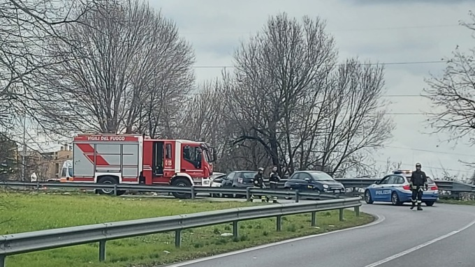 Grave incidente in Milano-Meda, soccorsi attivati in codice rosso