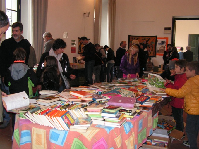 Un libro usato per aiutare la Guinea Bissau