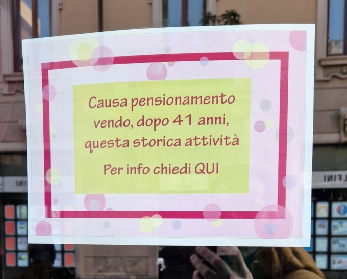 Dopo 41 anni dietro al bancone “Ebe zerosedici” va in pensione