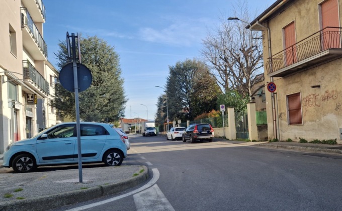 Cambia la viabilità in via Cavour per favorire il passaggio del bus