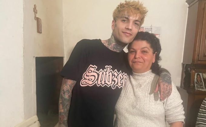 Il rapper di Meda ritrova i genitori naturali dopo 30 anni