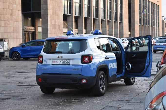 Ubriachi fradici in piazza: multati e allontanati