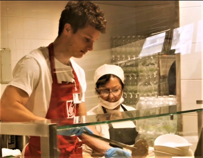 Filippo Tortu, dalla pista al servizio alla mensa dei poveri