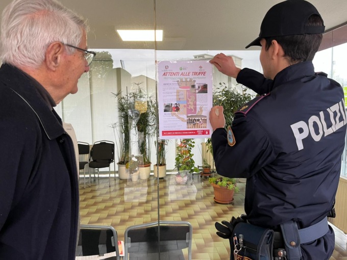 Raggiri da milioni di euro: al via la campagna contro le truffe agli anziani