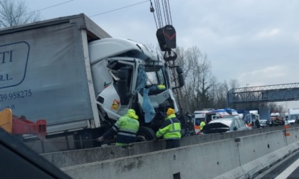 Grave incidente in Autostrada A4 con un mezzo pesante coinvolto