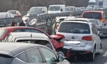 Tamponamento tra più macchine sulla Statale 36: traffico in tilt verso Lecco