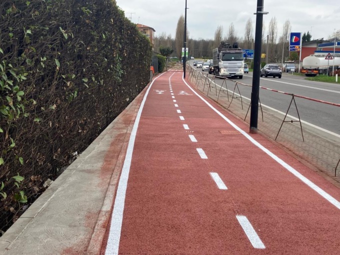 A Limbiate si va a piedi e in bici in sicurezza anche in via Monza