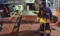 Incendio in un box: alcune famiglie evacuate a Mezzago