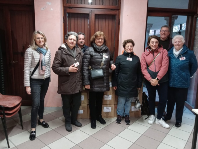 Colletta nelle scuole di Varedo, quasi una tonnellata e mezzo di cibo