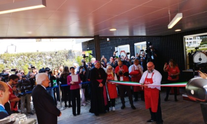 Il presidente Mattarella inaugura PizzAut