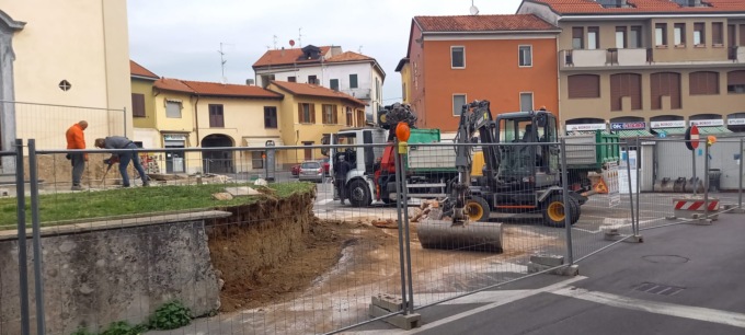 Dagli scavi riaffiora una cisterna per la sepoltura