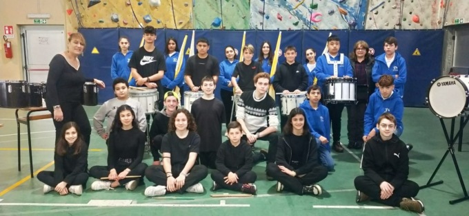 Lezioni di ritmica alla scuola media
