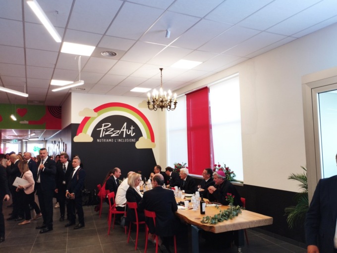 PizzAut Monza inaugurazione