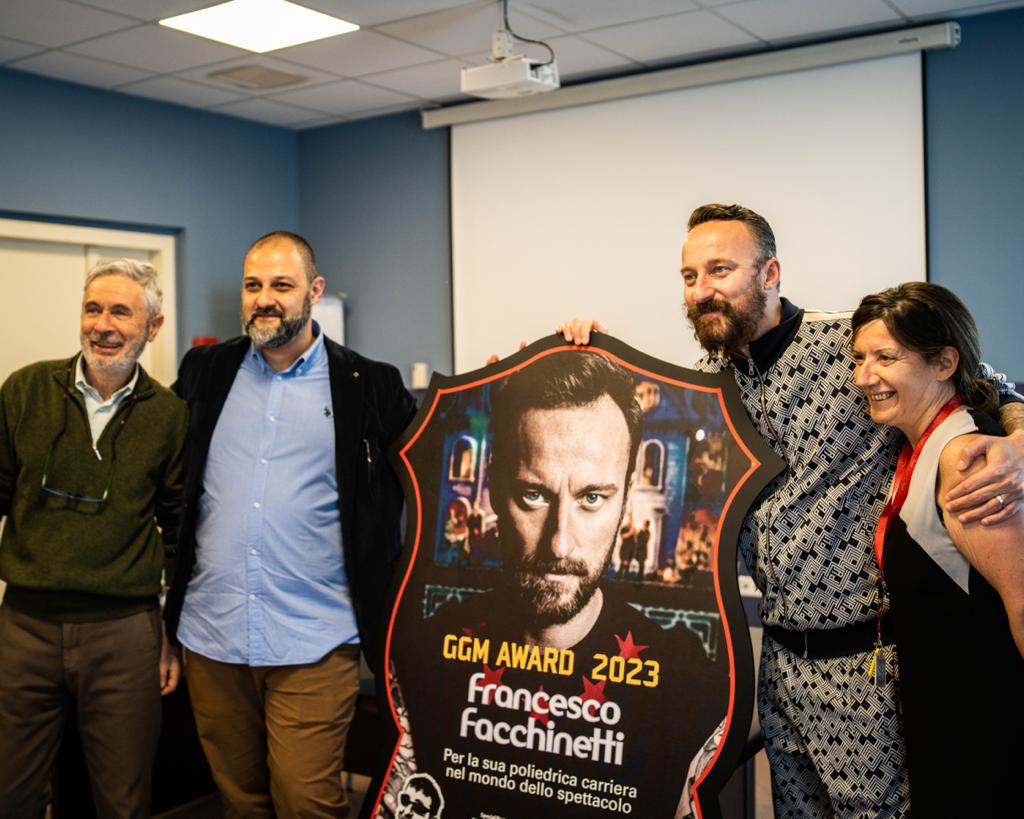 Roberto Mauri Domenico Turiano Francesco Facchinetti Rita Liprino con il premio GGM AWARD