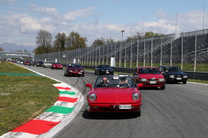 Oltre 700 auto storiche da tutta Europa in Autodromo