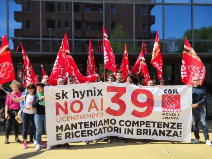 Lavoratori licenziati dalla multinazionale coreana, la Regione: “Li assuma Stmicroelectronics”