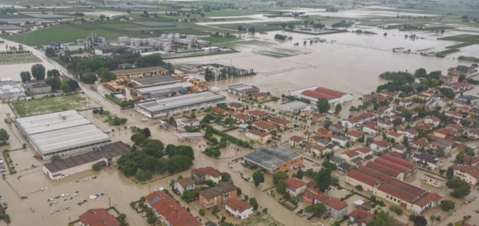 Vigili del Fuoco di Monza in Emilia Romagna in soccorso alle persone colpite dall’alluvione
