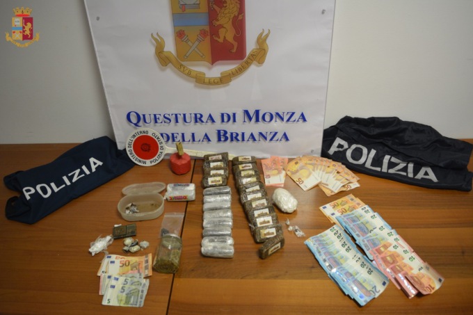 Blitz anti droga: sequestrati oltre tre chili tra hashish e cocaina