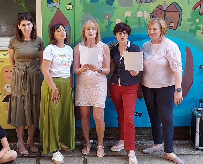 Un murale con i sogni degli studenti