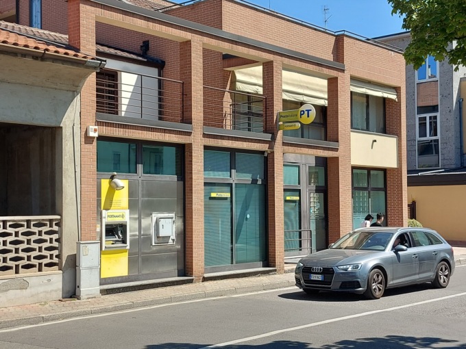 Iniziati i lavori all’Ufficio Postale di Biassono: riaprirà a settembre
