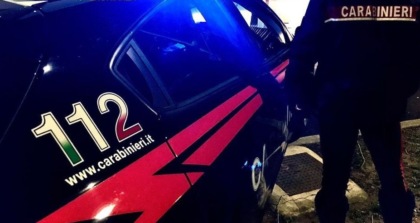 Fermato con la droga, in casa teneva materiale di sospetta provenienza