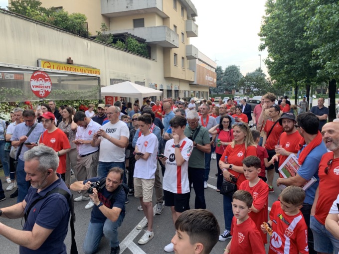 I campioni del Monza tengono a battesimo la nuova casa dei tifosi