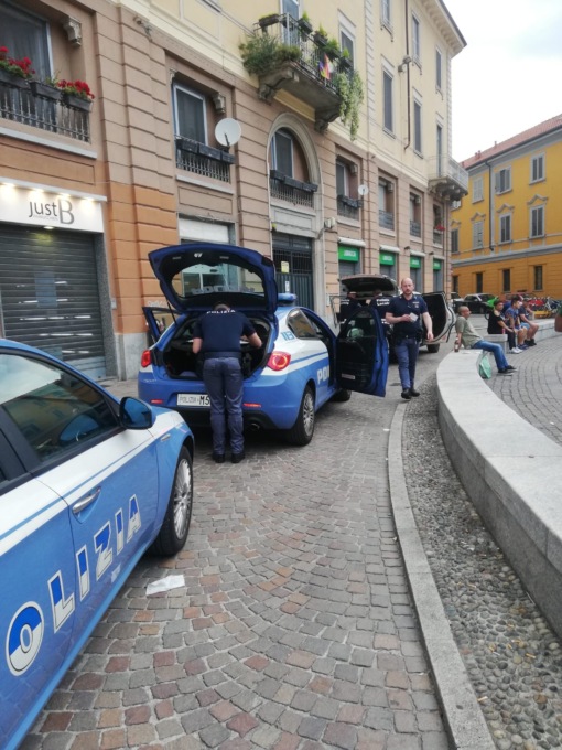 Controlli straordinari in centro Monza il 2 giugno: multe a locali e cittadini