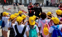 Carabinieri in piazza per incontrare gli studenti e i cittadini