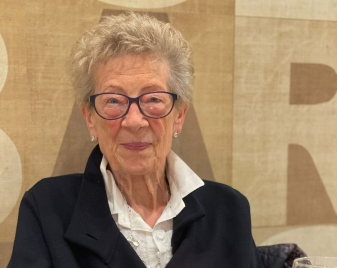 Addio a Mariuccia, ricamatrice dal cuore grande