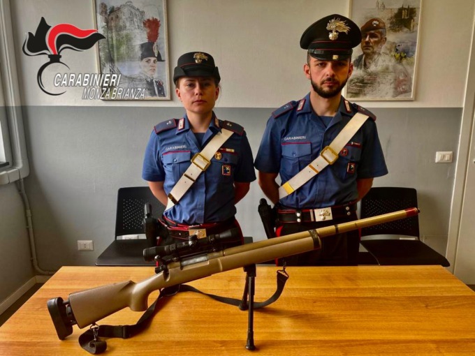 Denunciato 44enne con un fucile da softair