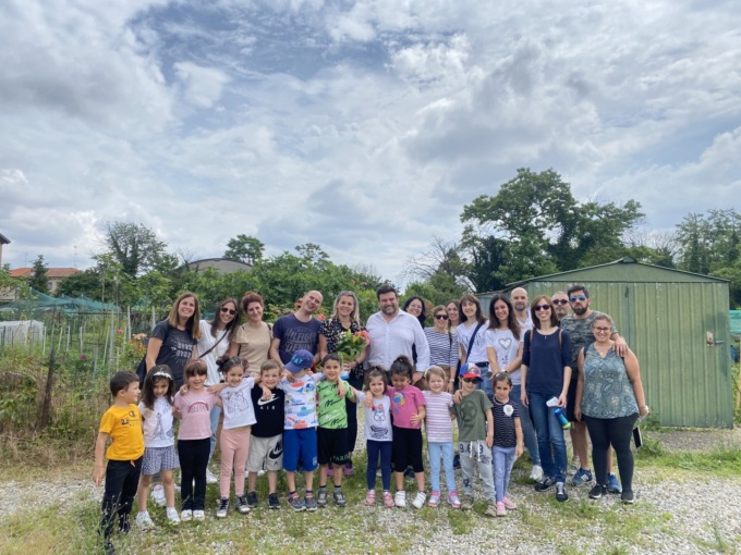 I bimbi della scuola dell’infanzia Sacro Cuore in visita agli orti comunali