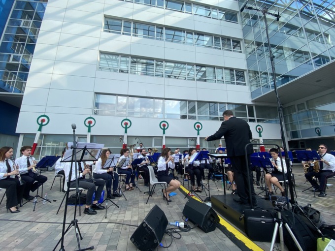 Un concerto per celebrare il 77esimo anniversario della Repubblica