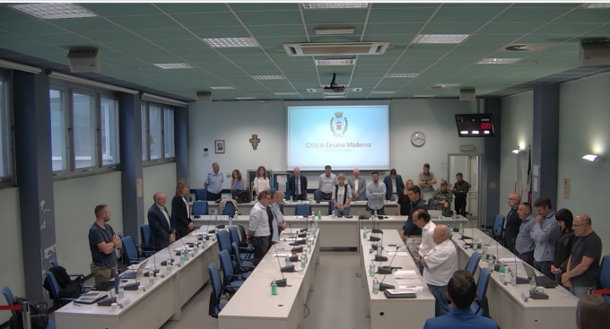 In Consiglio comunale un minuto di silenzio per Silvio Berlusconi: Passione Civica non partecipa