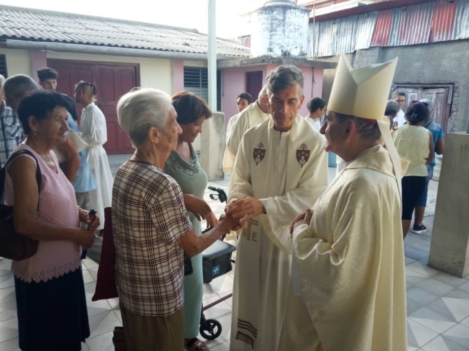 L’arcivescovo a Cuba tra la gente di don Marco Pavan