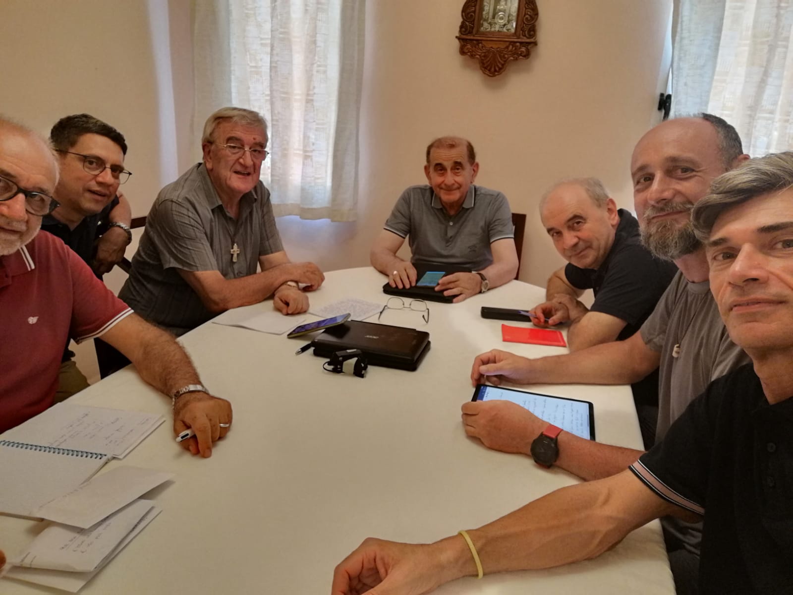 60601263_Vimercate, don Marco Pavan con arcivescovo Delpini a Cuba (3)
