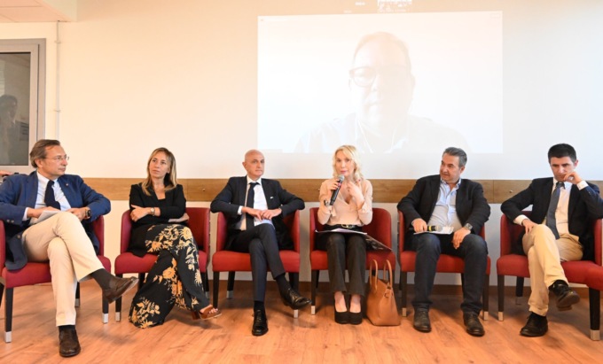 Il binomio tra oncologia e alimentazione al centro di un meeting a cui ha preso parte anche Asst Brianza