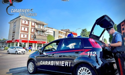 Minaccia un negoziante cinese e poi ubriaco si mette alla guida: denuncia e ritiro di patente per un veranese