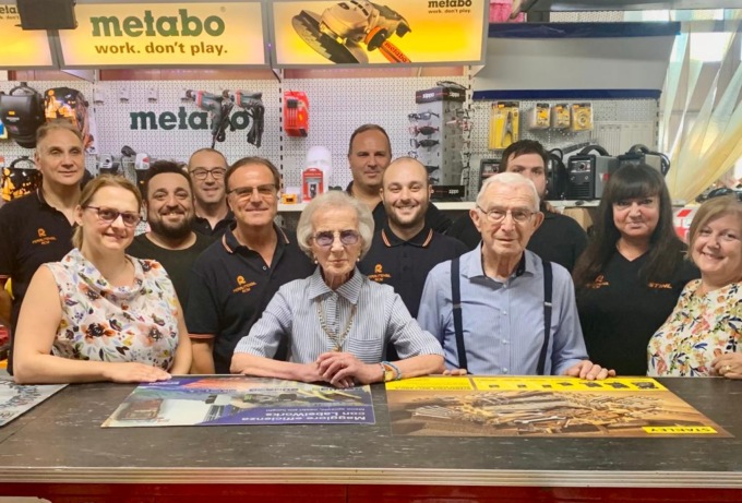 La Regione premia una storica ferramenta