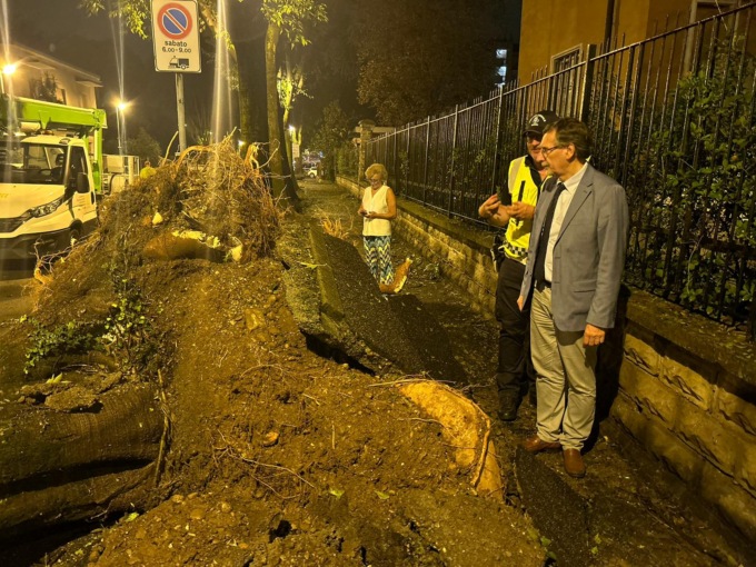 Maltempo, Monza conta i danni e il Parco resta chiuso