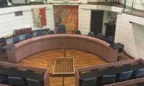 Opposizione diserta il Consiglio in programma lunedì: "C'è la patronale a Canonica"