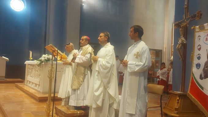 Barlassina: Messa celebrata dall'Arcivescovo Delpini