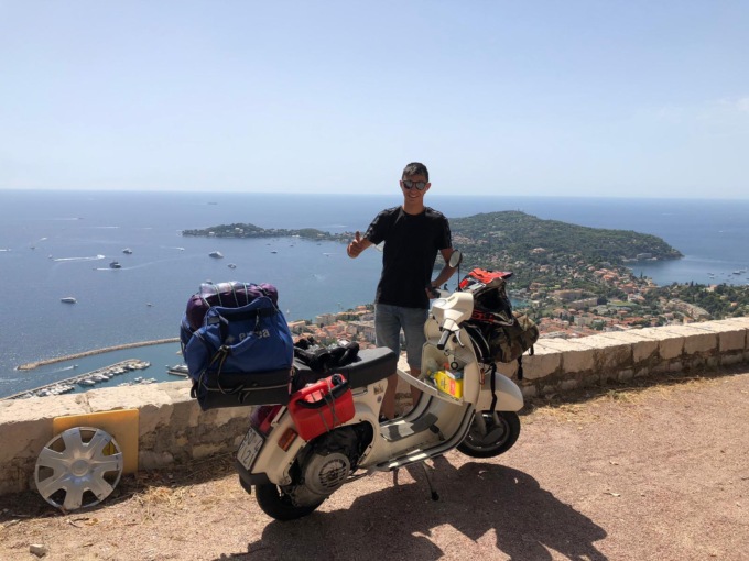 Oltre 3000 chilometri in Vespa da Lentate a Barcellona